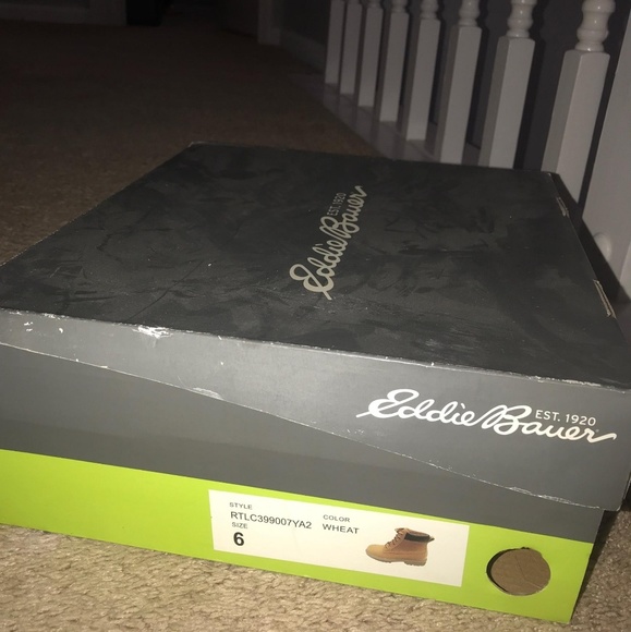 Eddie Bauer boots - Picture 5 of 5